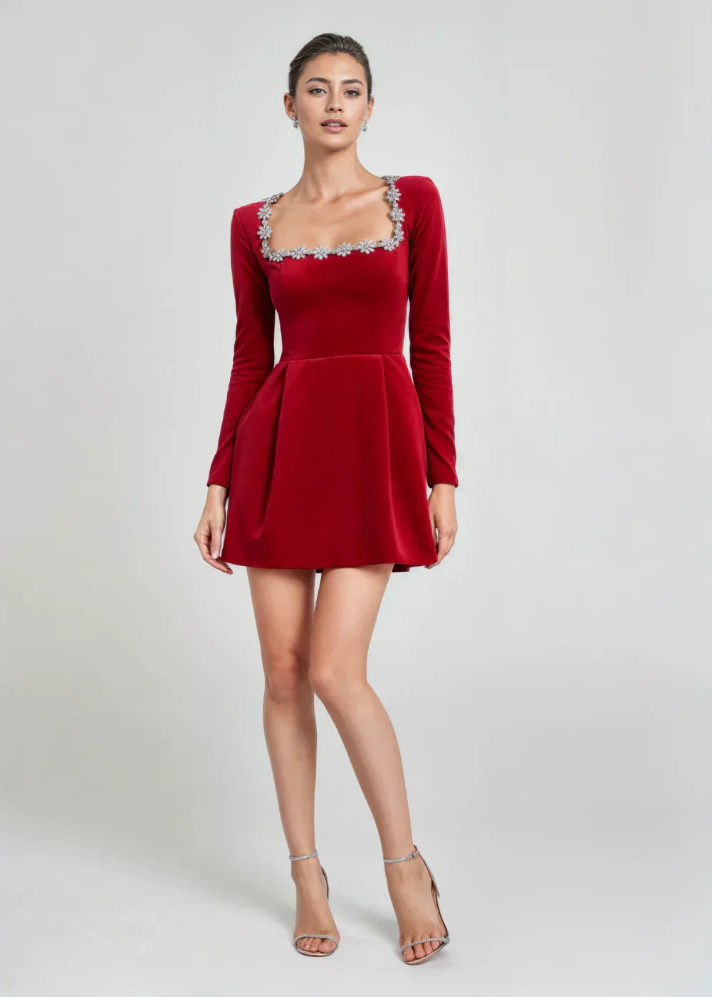Lucinda | Elegancka Mini Sukienka z Aksamit