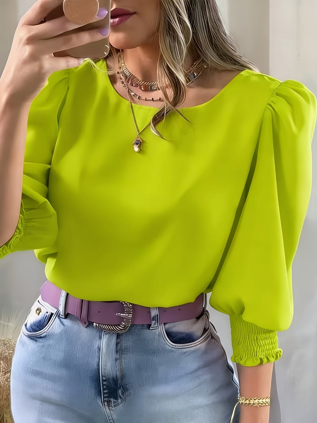 Gwyneth | Elegancka Bluzka z Bufiastymi Rękawami