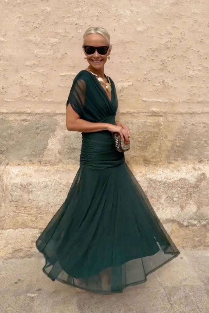 Philippa | Elegancka Sukienka Maxi na Przyjęcie z Dekoltem w Serek