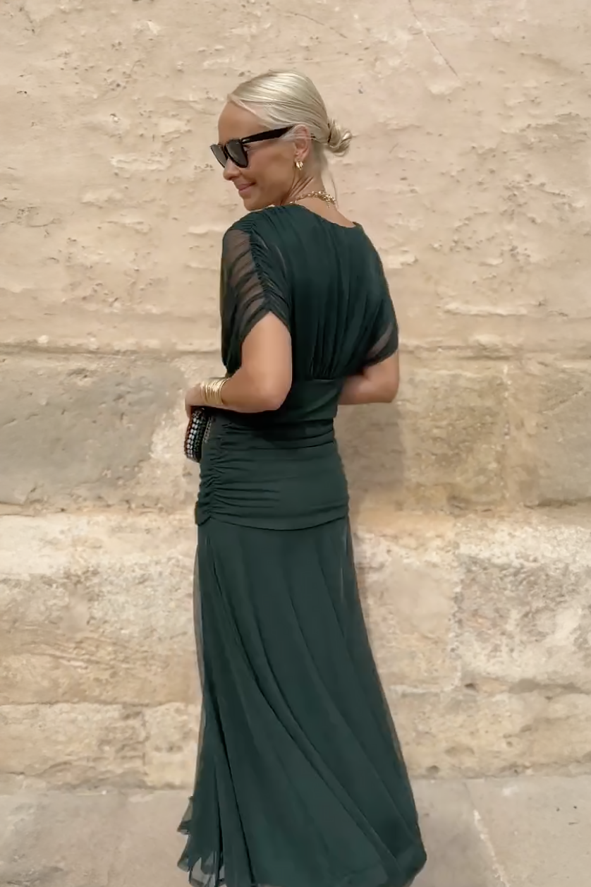 Philippa | Elegancka Sukienka Maxi na Przyjęcie z Dekoltem w Serek
