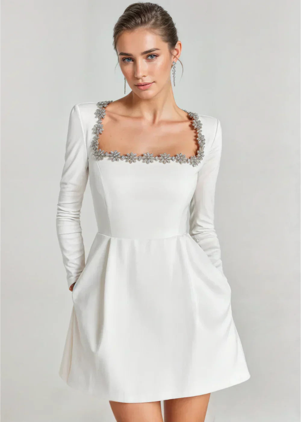 Lucinda | Elegancka Mini Sukienka z Aksamit