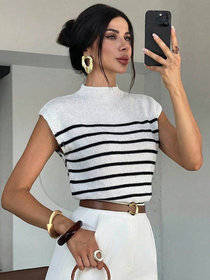 Tamsin | Top z Mock Neck i Krótkim Rękawem