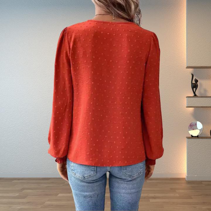 Marlowe | Elegancka Bluzka z Koronkowymi Wykończeniami