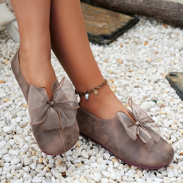Lucinda | Lekkie Buty Slip-On z Motywem Motyla