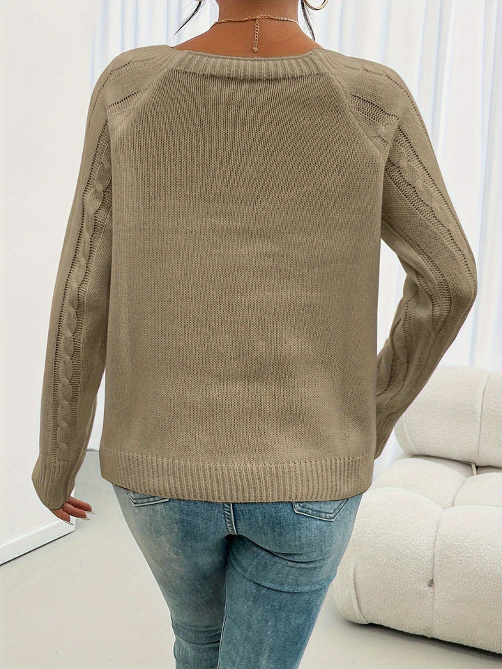 Winifred | Sweter z teksturowanymi detalami na guzikach