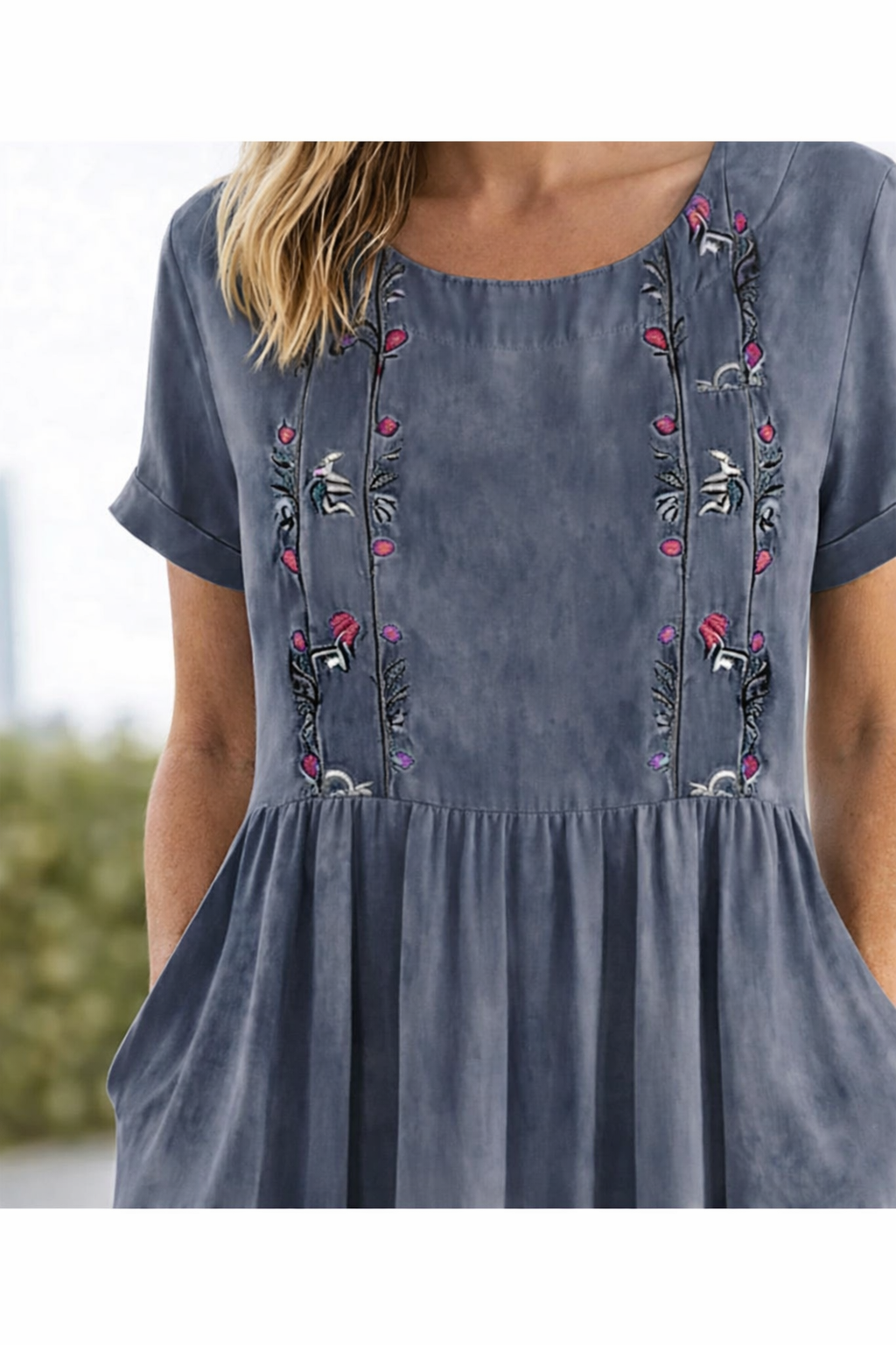 Trixie | Elegancka Kwiatowa Letnia Sukienka Midi