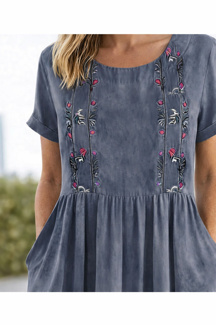 Trixie | Elegancka Kwiatowa Letnia Sukienka Midi