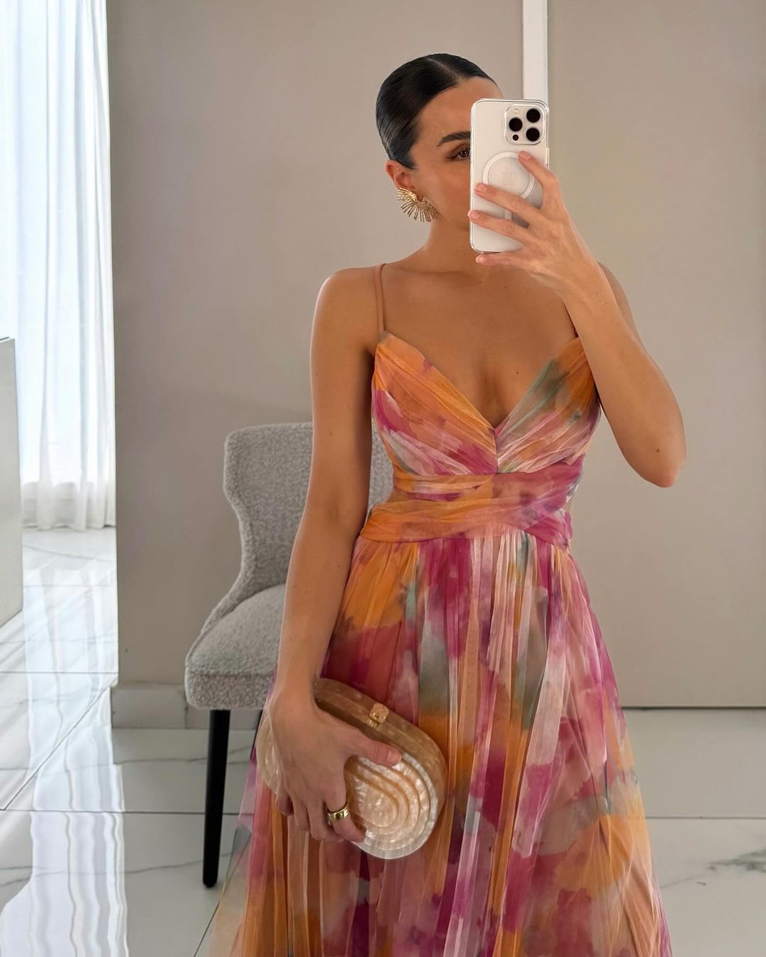 Alexia | Elegancka Bezrękawnikowa Sukienka Wieczorowa w Kwiaty