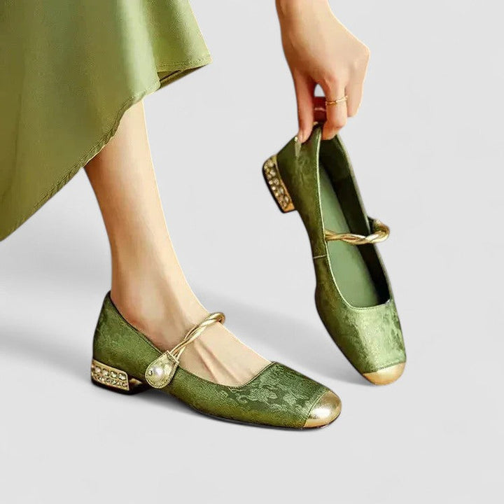 Eleanor | Klasyczne buty Mary Jane na słupku
