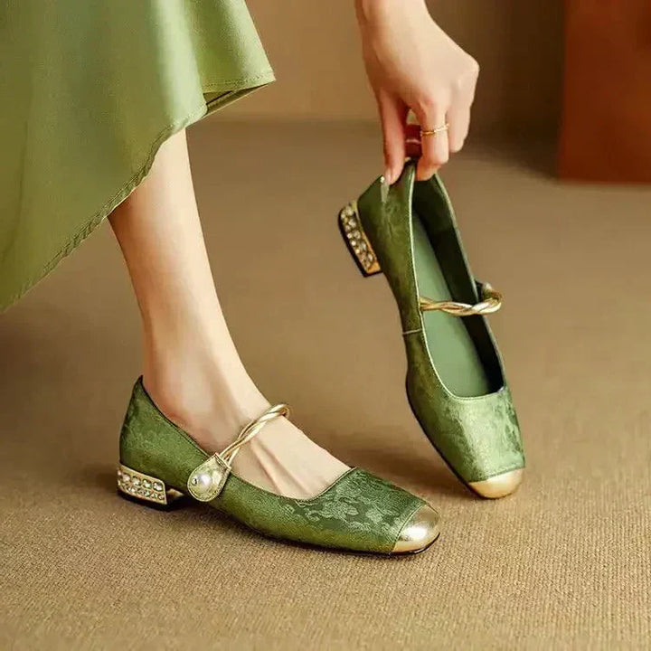 Daisy | Vintage Sandały z Plecionym Ramiączkiem z Perłami