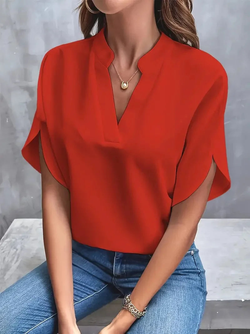 DELIA | MIĘKKA ELEGANCKA BLUZKA Z DEKOLTEM W SERCIE