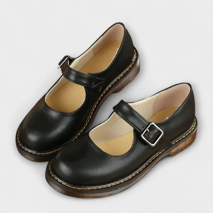 Matilda | Klasyczne Buty Mary Jane z Klamrą