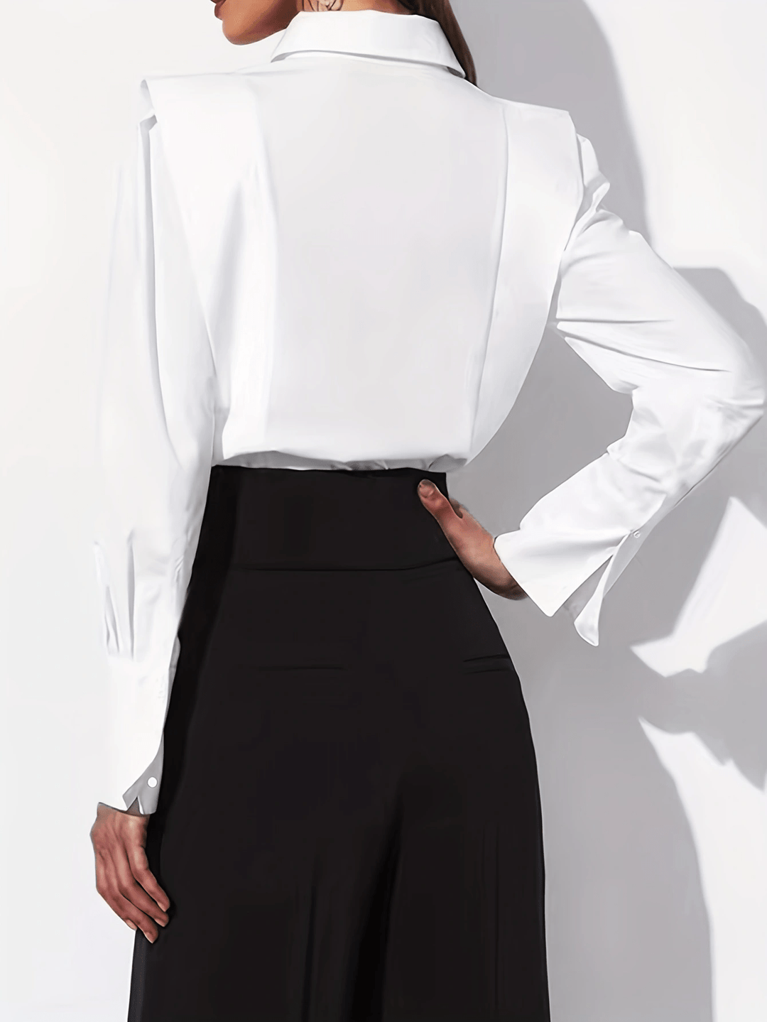 Lorna | Elegancka Koszula Z Guzikami