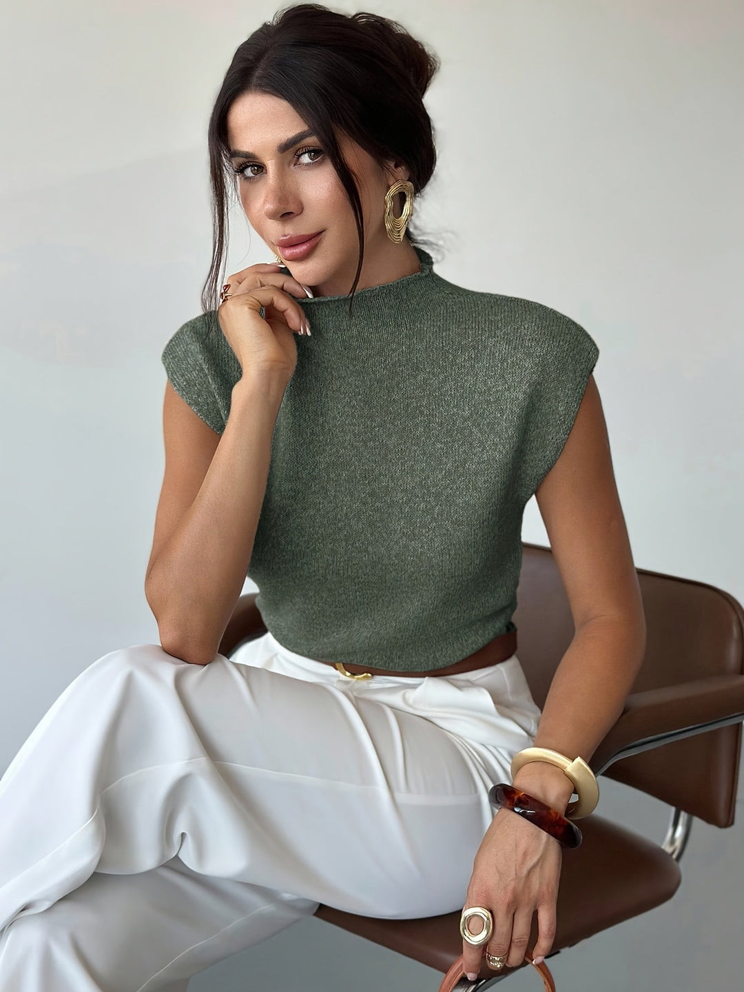 Tamsin | Top z Mock Neck i Krótkim Rękawem