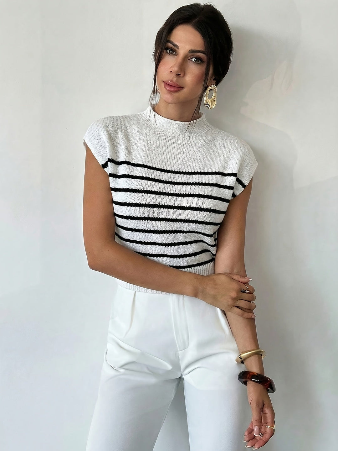 Tamsin | Top z Mock Neck i Krótkim Rękawem