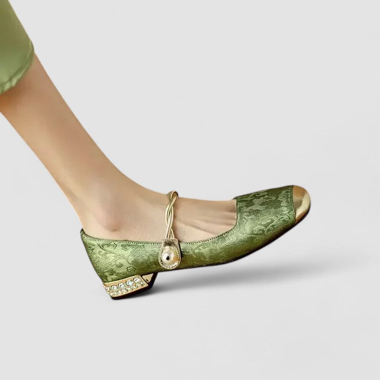 Eleanor | Klasyczne buty Mary Jane na słupku