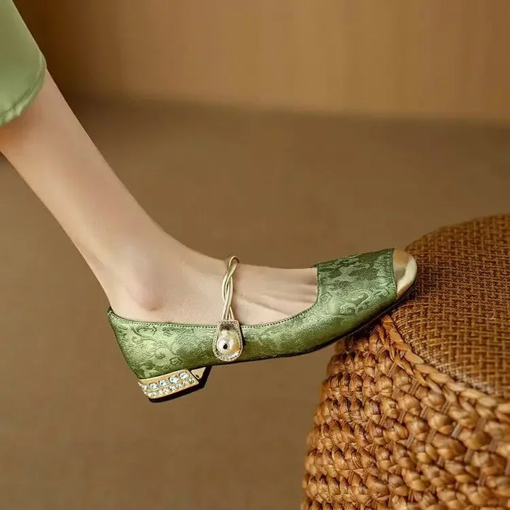 Daisy | Vintage Sandały z Plecionym Ramiączkiem z Perłami